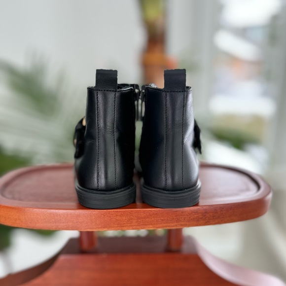 VERSACE Baby Girls Golden Buckle Boots in Black - size EUR22/US6 - Picture 7 of 10